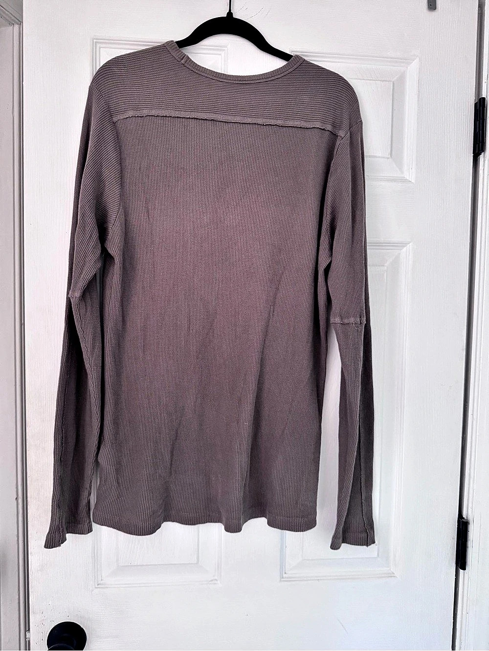 Allsaints Long Sleeve Ribbed Top in taupe Size Small men’s - Picture 2 of 4
